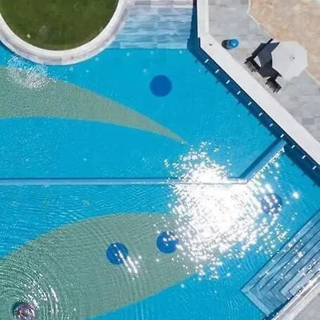 Elysia Park Wellness 2 Bedroom Апартаменты Пафос