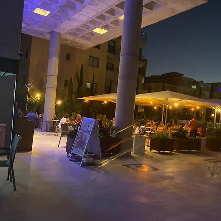 Апартаменты Elysia Park Wellness 2 Bedroom Пафос